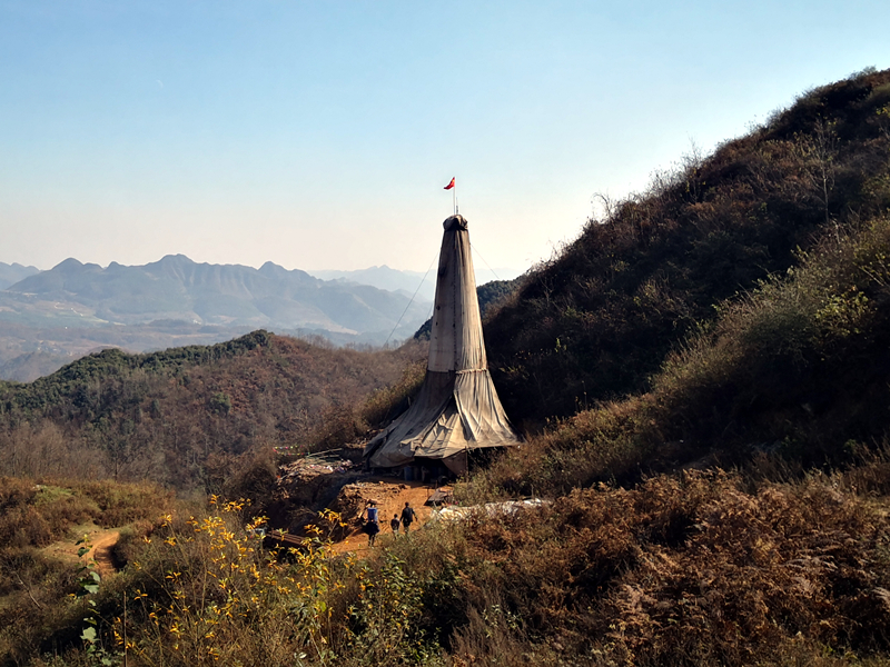 再出發(fā)，亮巖